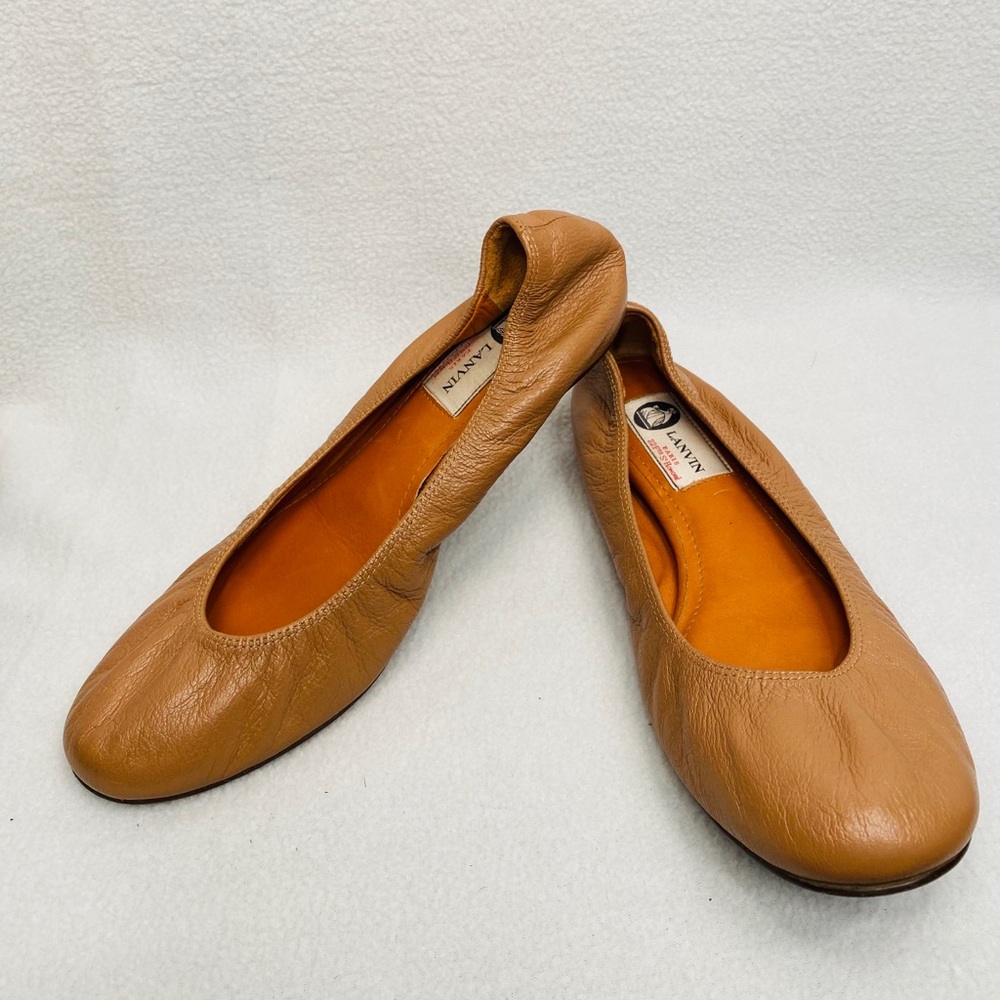 LAVIN TAN LEATHER BALLET FLATS